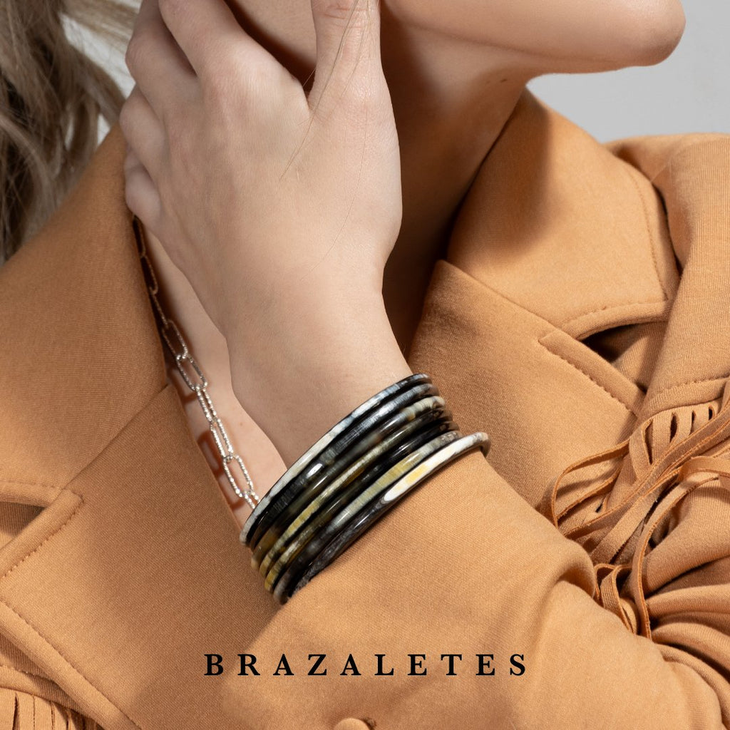 Shop our bracelets collection from essentials to statement pieces in sterling silver or 10 and 14k solid gold. 