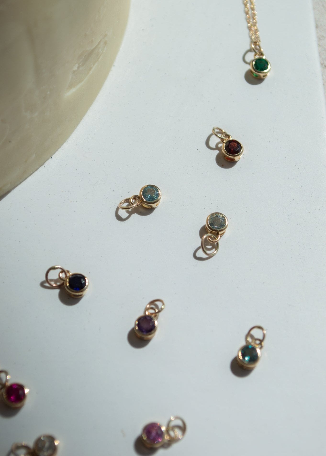 Cadena Birthstone Oro