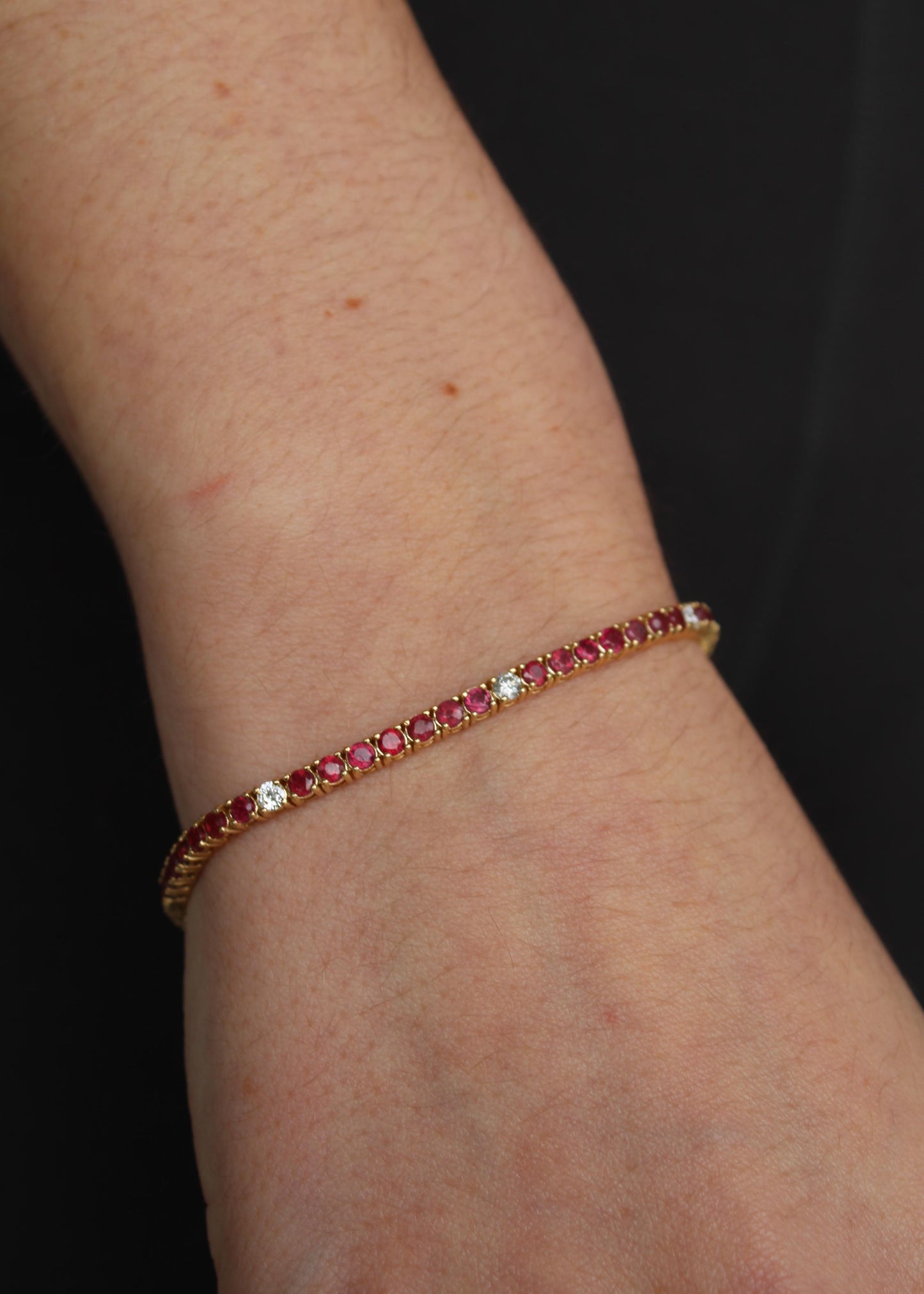 Tennis bracelet Rubíes c/diamantes