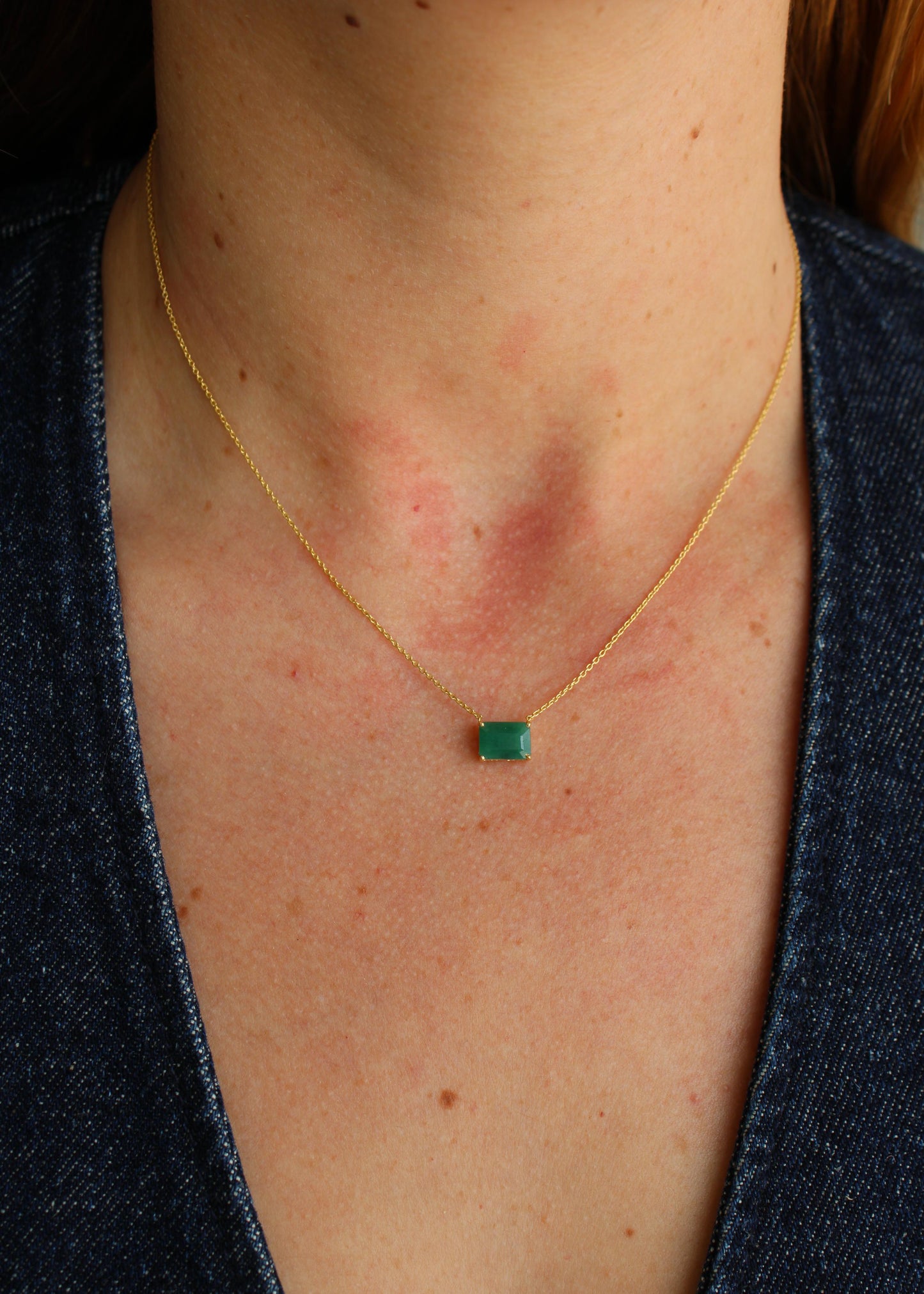 Collar Esmeralda Solitario Oro