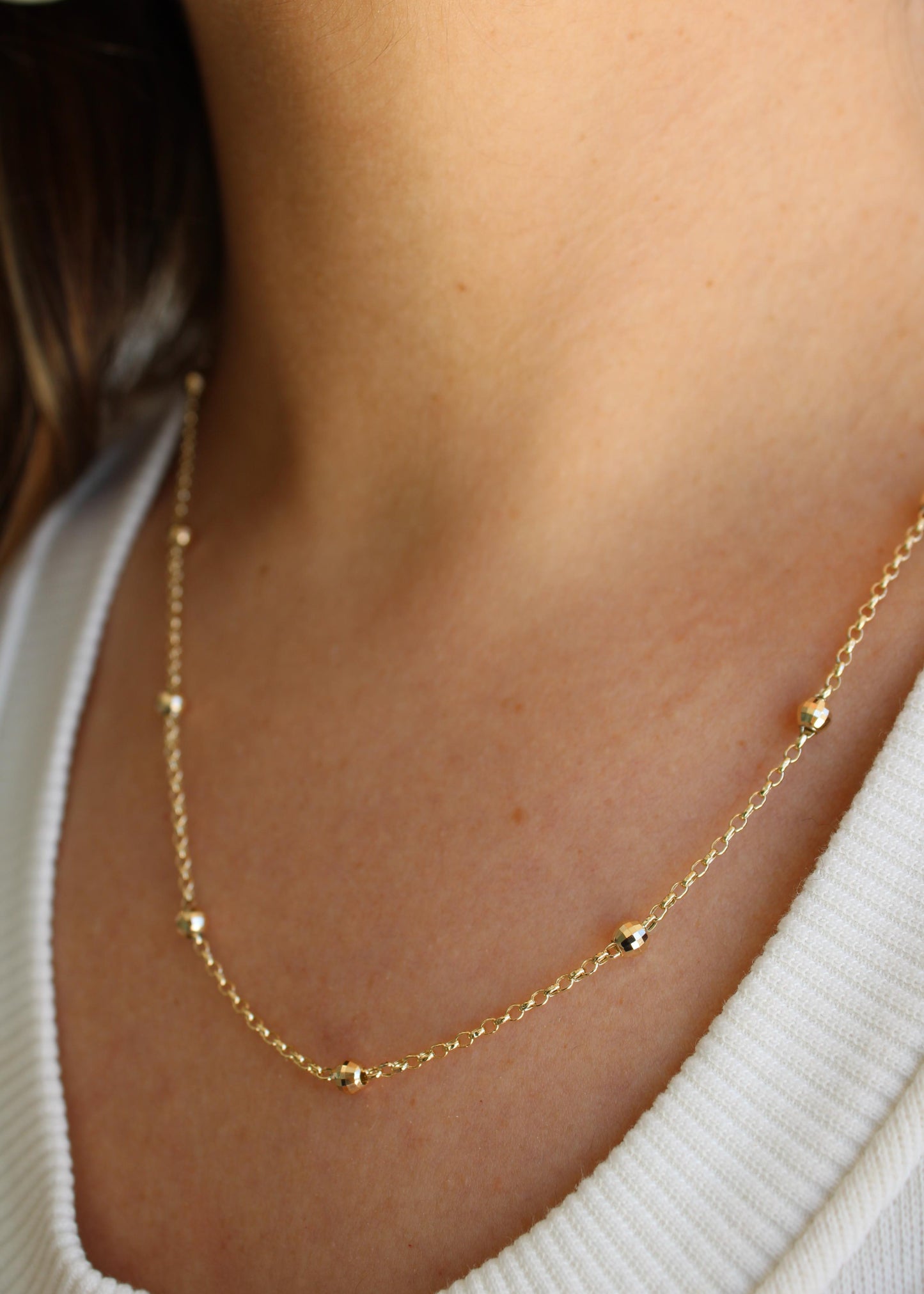 Collar Bolitas Oro