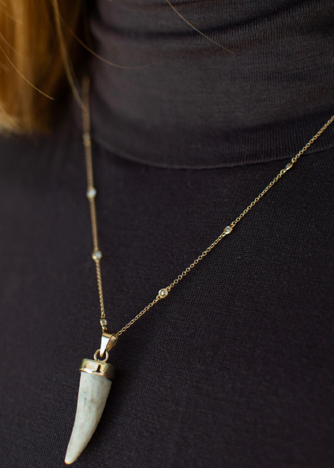 Collar Yarda Diamantes Oro