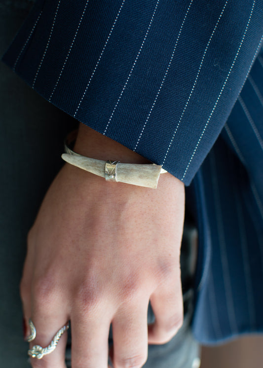 Brazalete Cuerno Plata