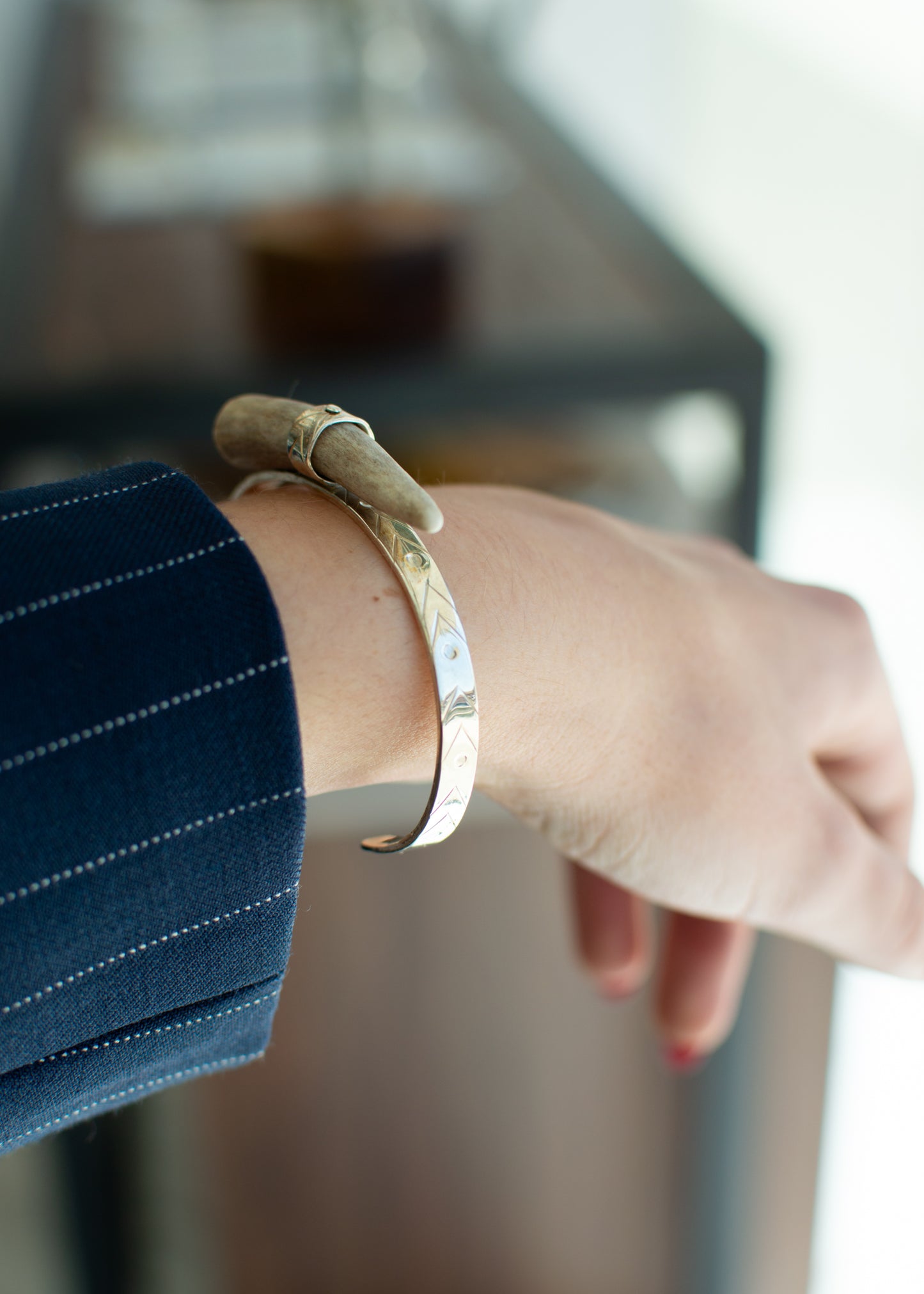 Brazalete Cuerno Plata