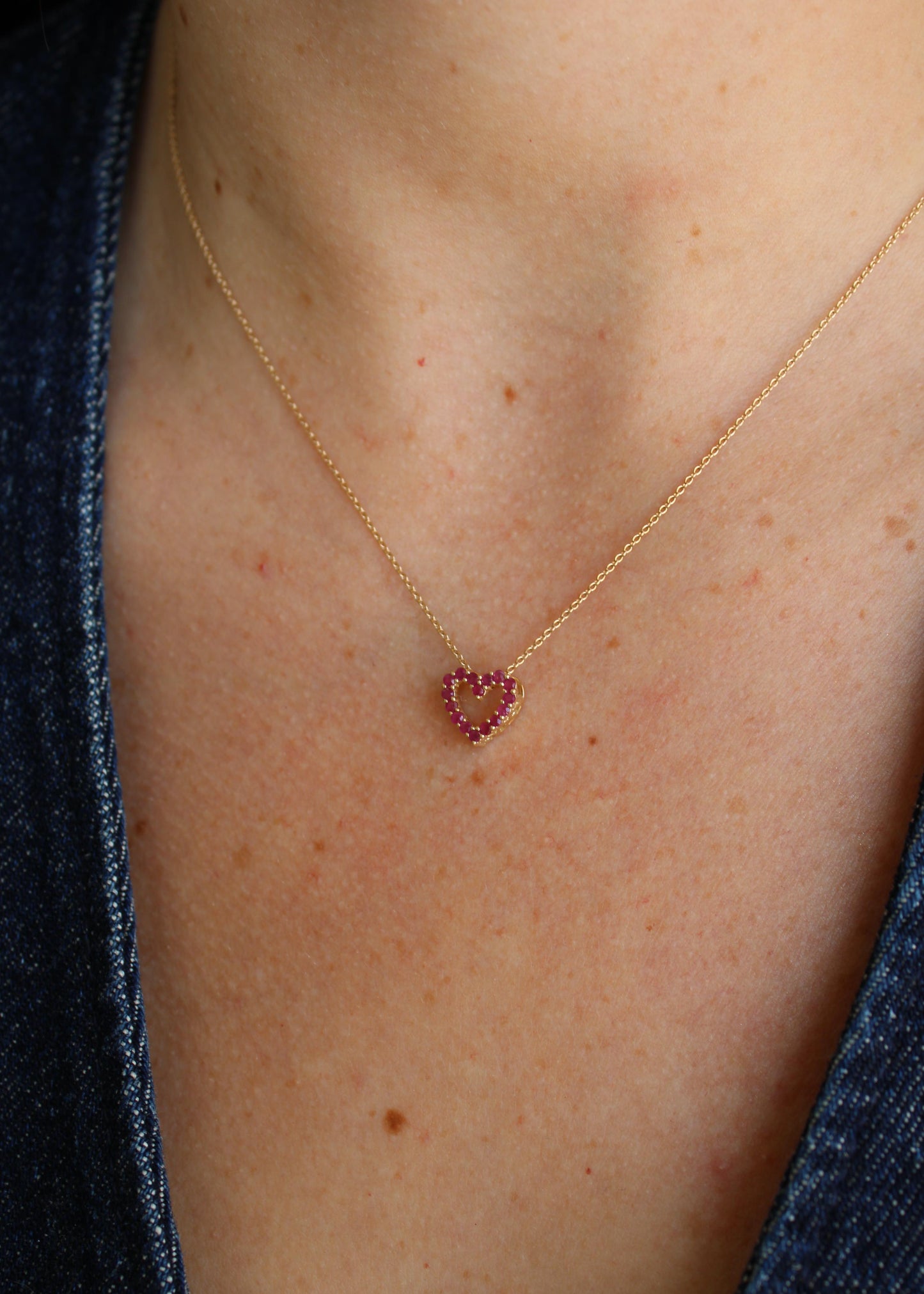 Collar Corazón c/piedras