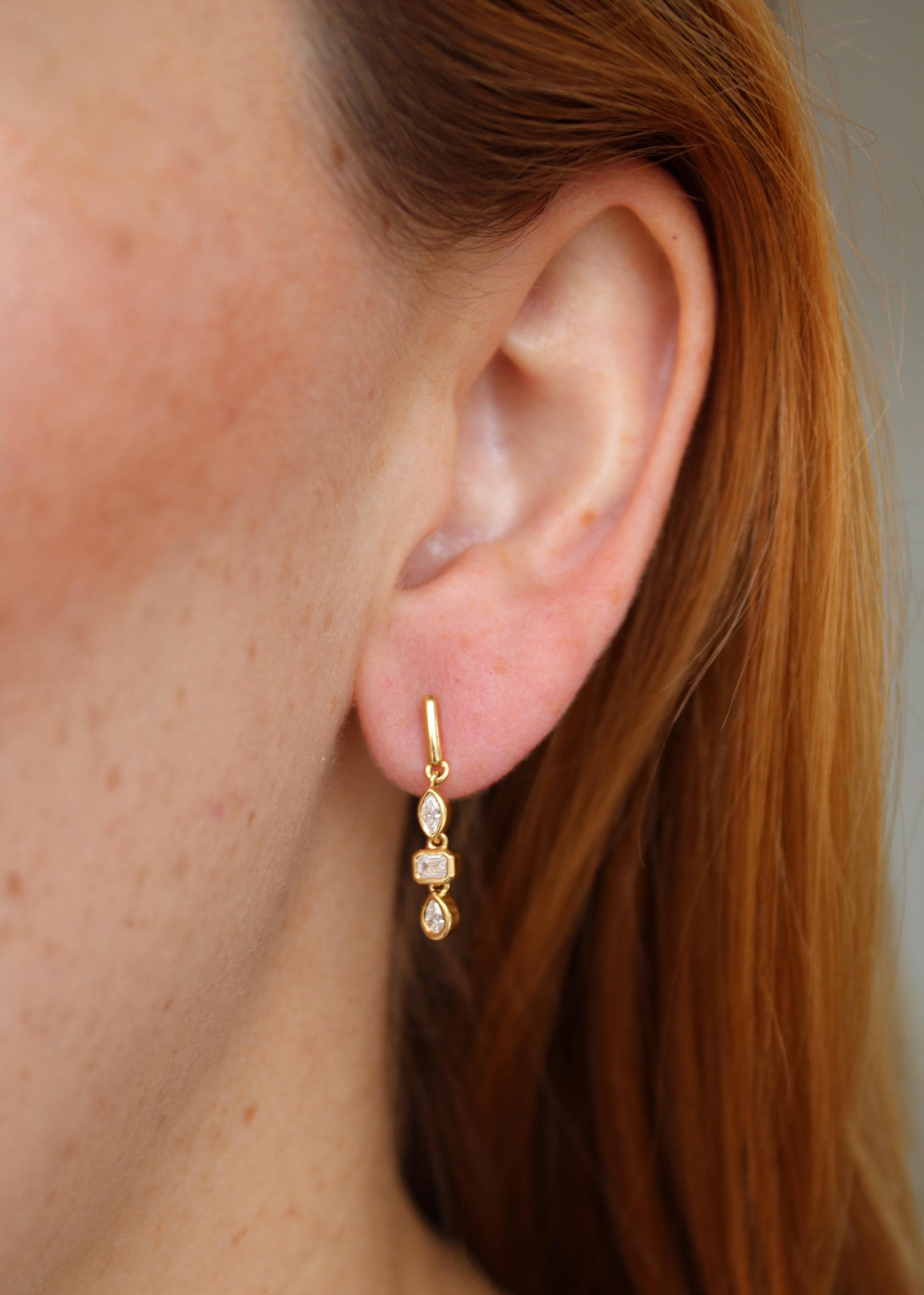 Aretes Triple Stone Biselados