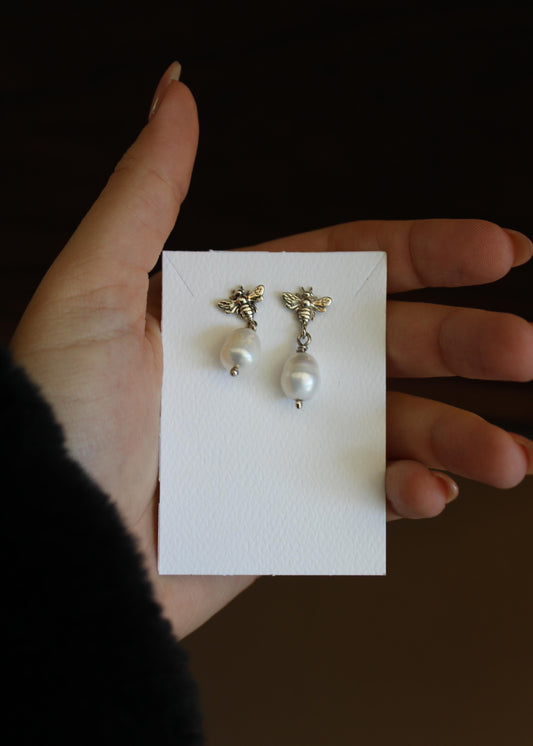Aretes Abeja c/Perla