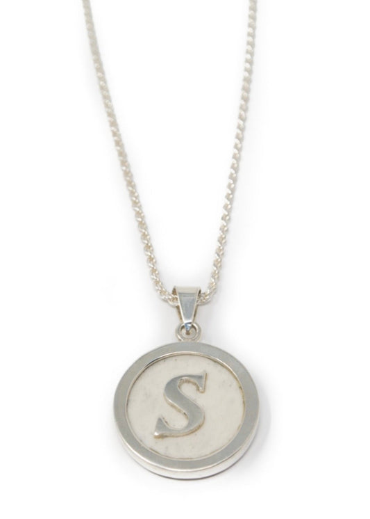 Inicial Cuerno Sencilla